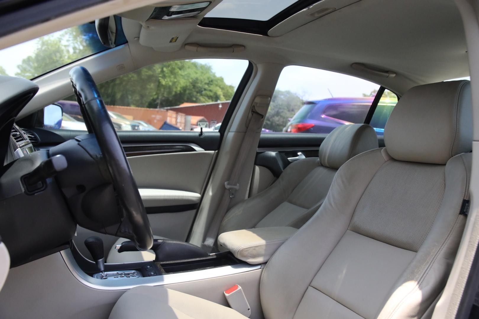 2008 BLACK ACURA TL 5-Speed AT with Navigation System (19UUA66238A) with an 3.2L V6 SOHC 24V engine, 5-SPEED AUTOMATIC transmission, located at 420 E. Kingsbury St., Seguin, TX, 78155, (830) 401-0495, 29.581060, -97.961647 - Photo#12